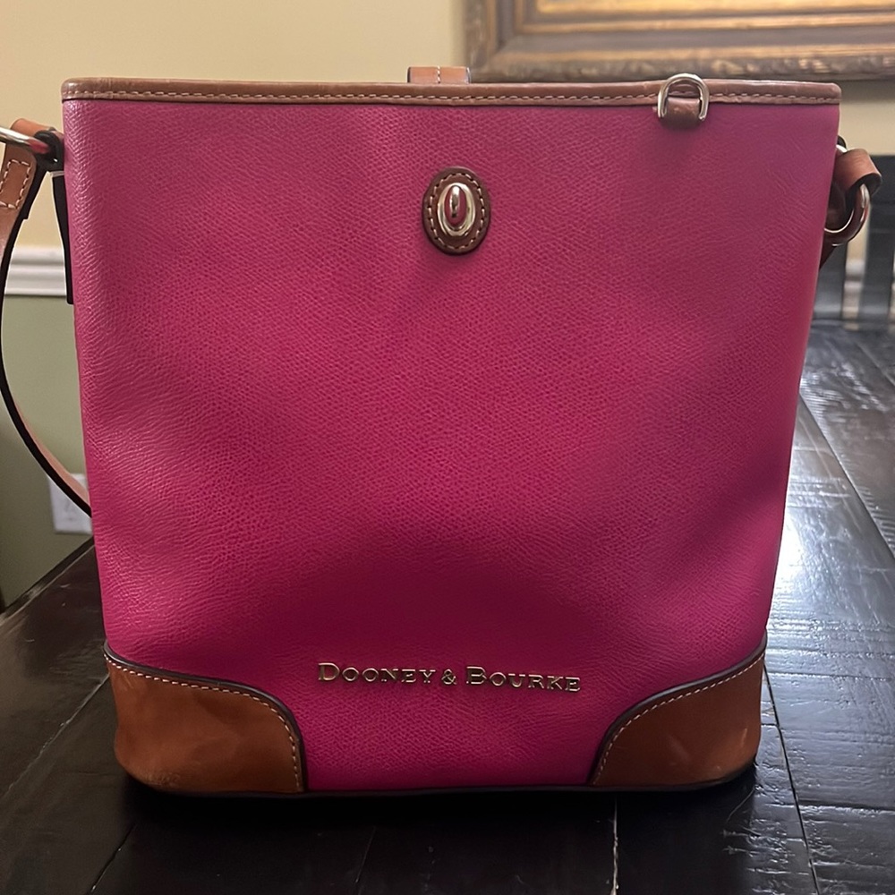 Pink authentic Dooney & Bourke purse